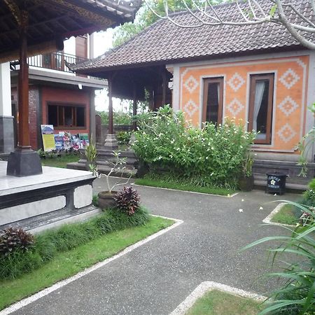 Apartamento Pratama House Ubud Exterior foto